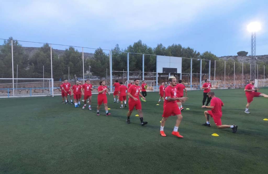 El Olmpico comienza la pretemporada recibiendo goleadas del Real Murcia y el UCAM