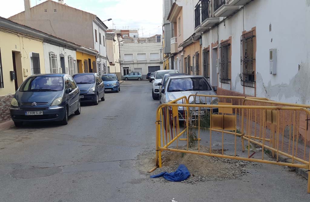 Adjudican las obras de renovacin de la tubera de saneamiento en las calles La Hoya y Lus Martnez Gonzalez