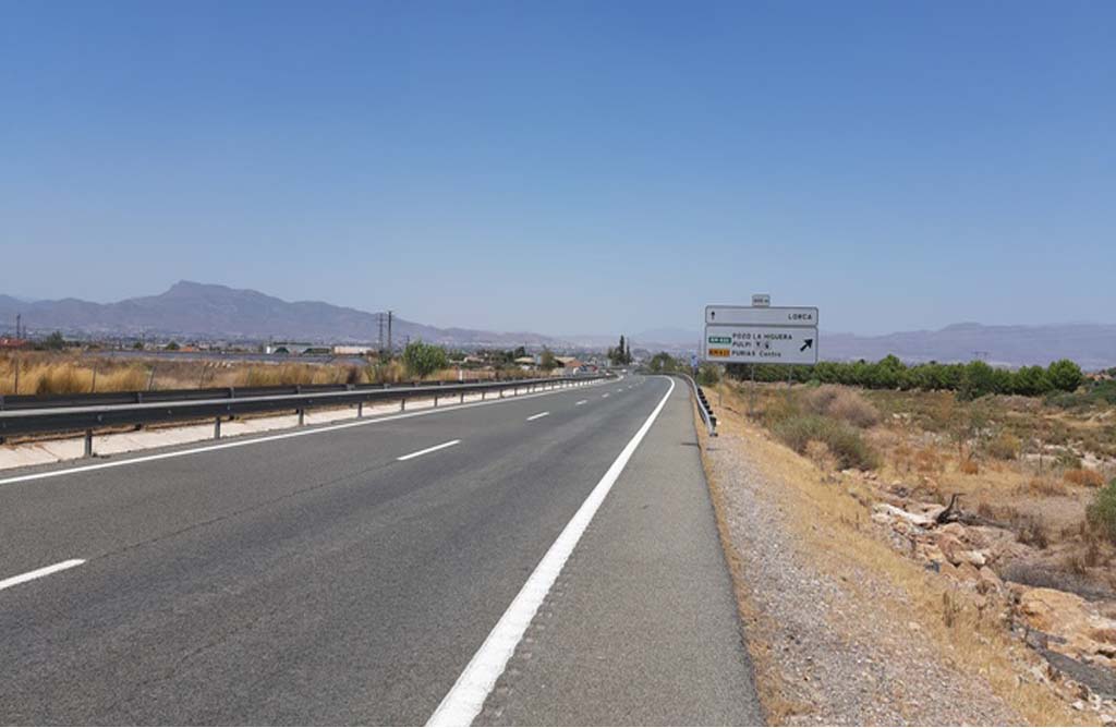 La Comunidad invertir cerca de un milln de euros en mejorar la carretera de Puntas de Calnegre y la autova de Lorca y guilas