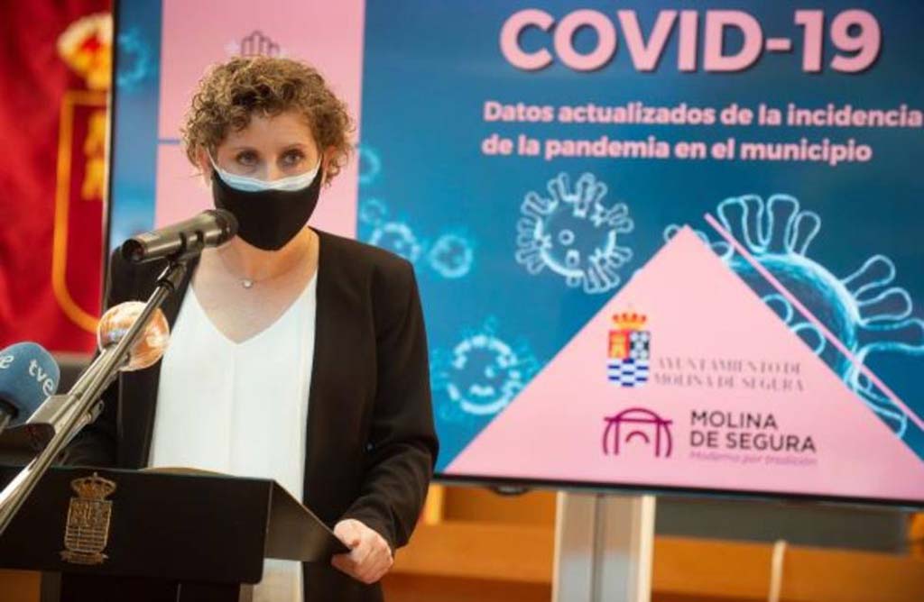 La alcaldesa de Molina de Segura Esther clavero ha presentado su dimisin por vacunarse de la Covid