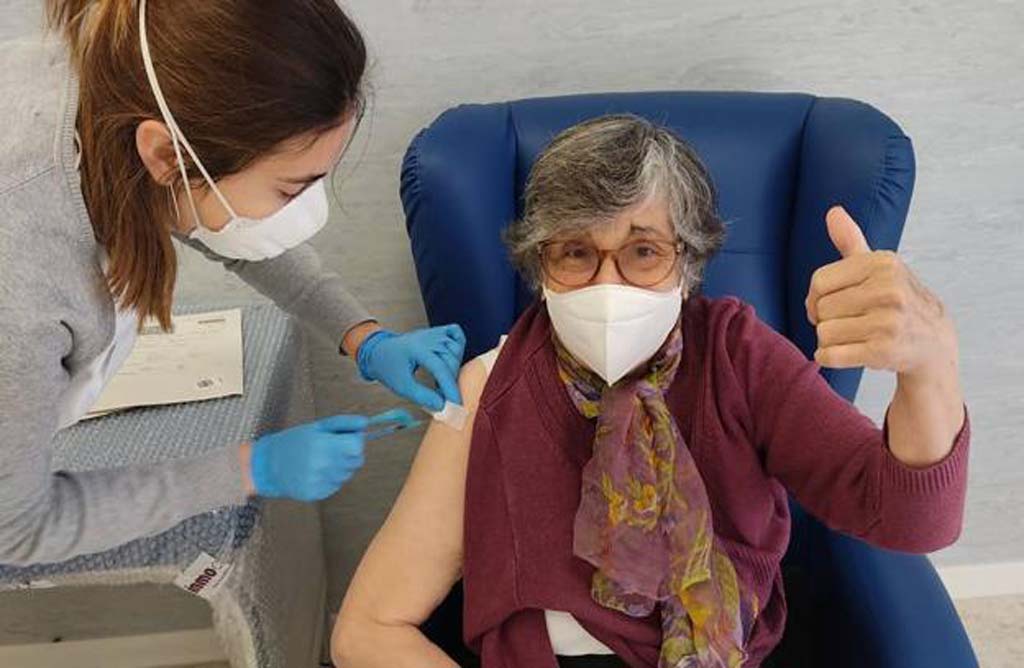 La vacuna frente al Covid-19 llegar esta semana a 12.000 personas mayores de 80 aos y grandes dependientes
